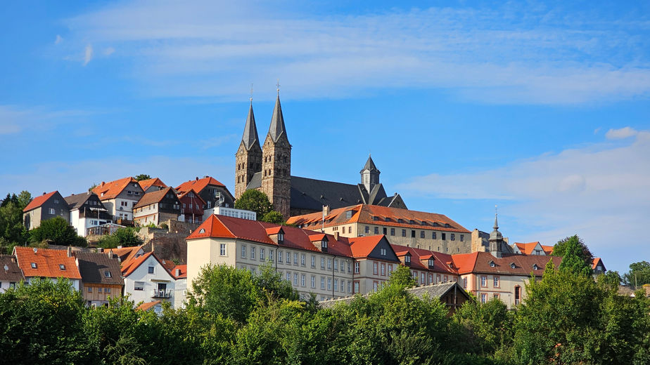 Dom mit Stiftsgebäude und Ursulinenkloster von SW aus betrachtet